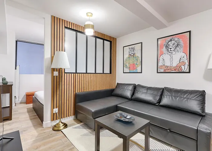 Sentier Historical Center V Saint-denis Greneta